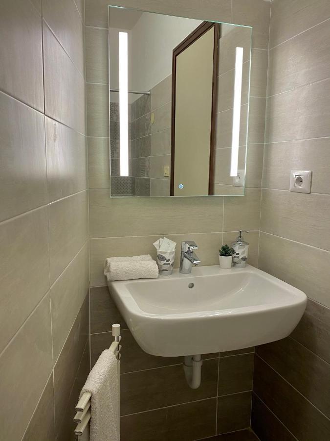 Residenza Cappuccini Aparthotel Πεσκιέρα ντελ Γκάρντα Εξωτερικό φωτογραφία