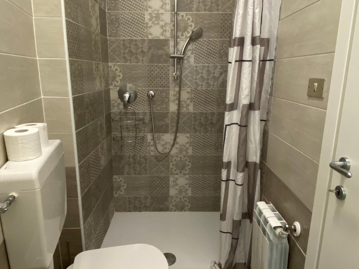 Residenza Cappuccini Aparthotel Πεσκιέρα ντελ Γκάρντα Εξωτερικό φωτογραφία